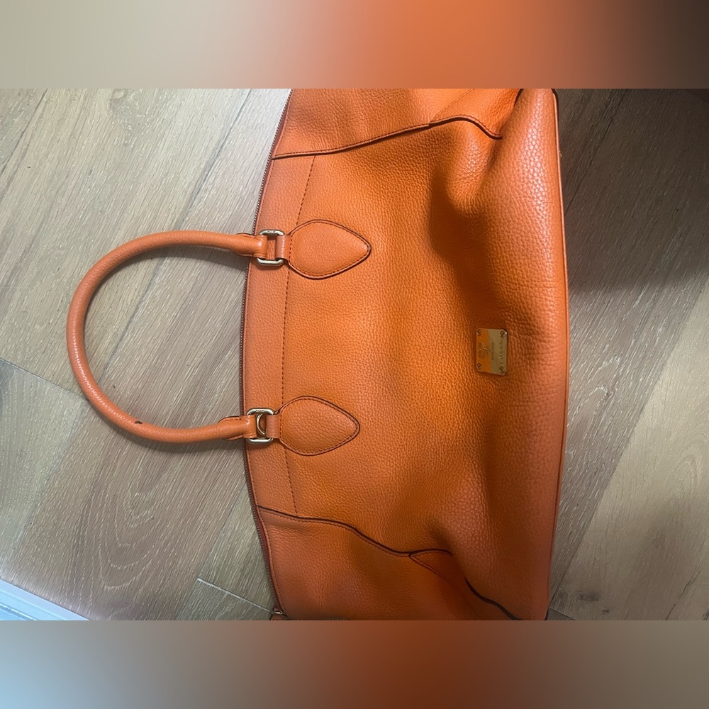 👜Luxury Giveaway 👜 - Picture 7 of 16
